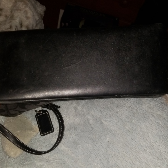 Authentic Coach Purse - Picture 4 of 4